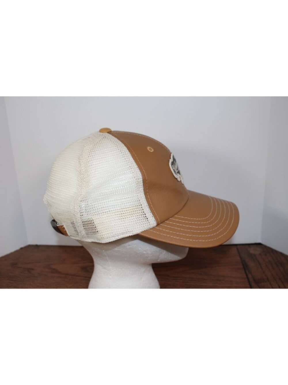 Yellowstone Tan Leather SnapBack With Buffalo Patch Mesh Back American Needle - Picture 4 of 5